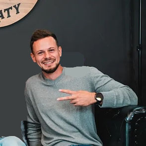 Timi iz Diosmio brivnice - Underground Barber izkušnja